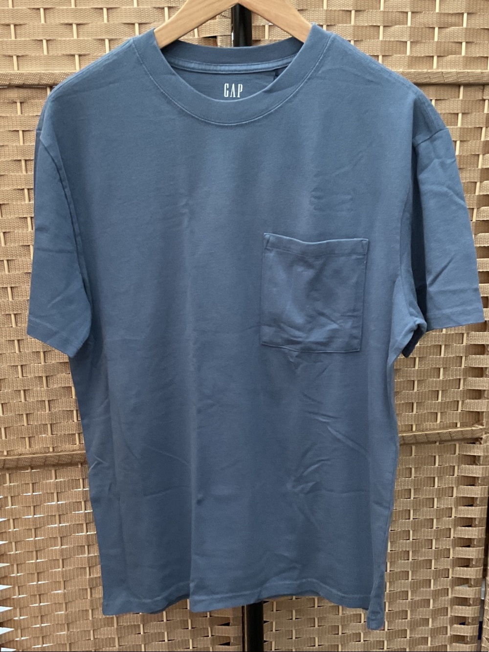 GAP Men's Slate Blue Short-Sleeve Pocket Tee